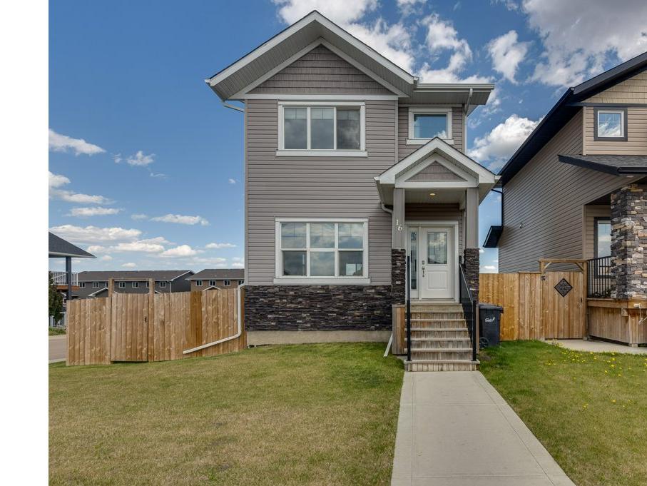 Homes for Sale in Penhold AB