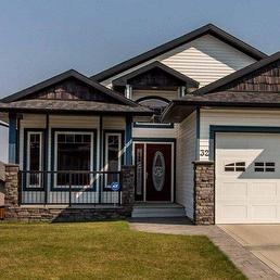 Just reduced this walkout bungalow to $434,700 with great value it sits on a quiet close in beautiful Sylvan Lake, Alberta